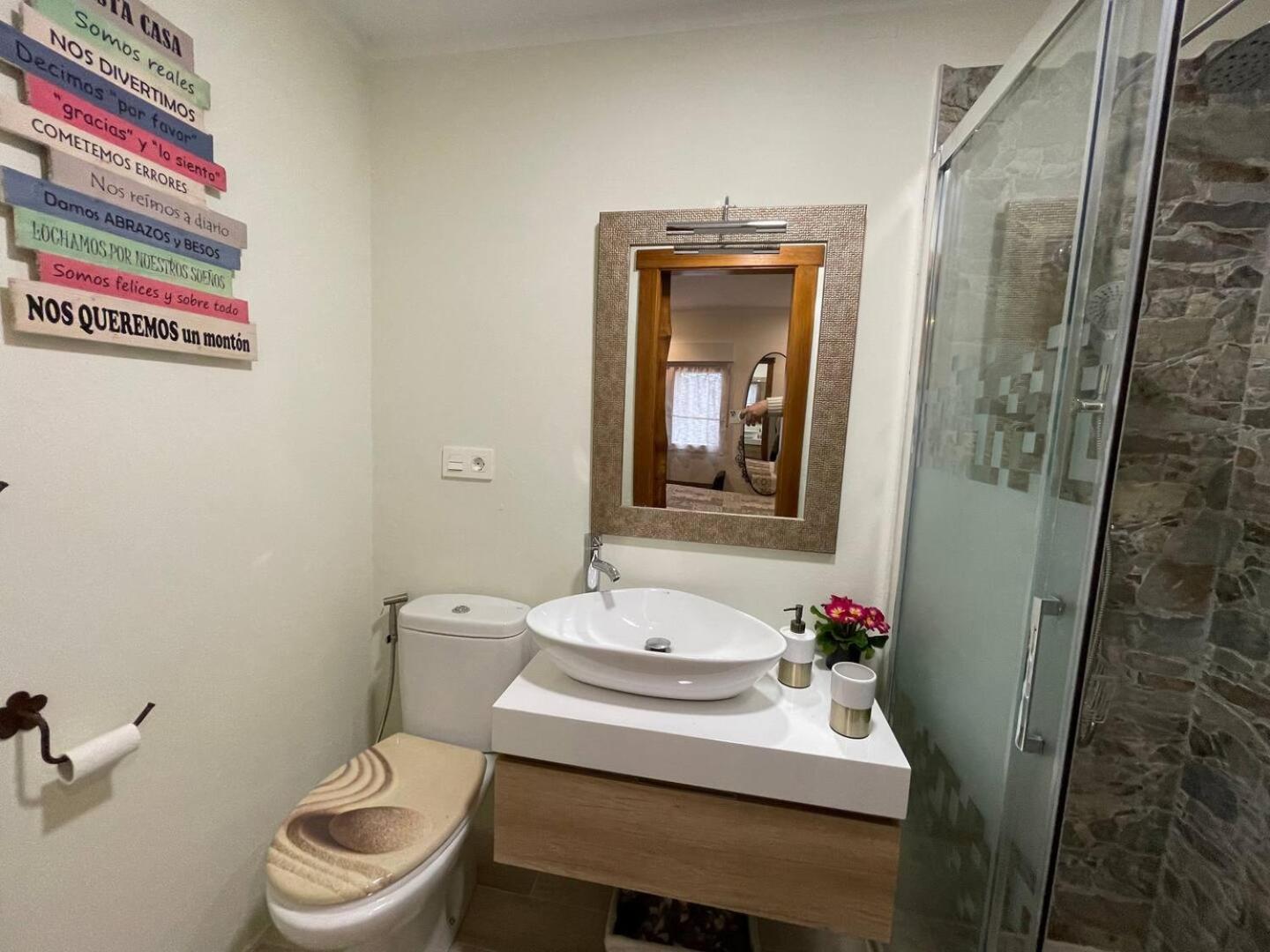 Apartamentos El Coritu Ньеда Экстерьер фото